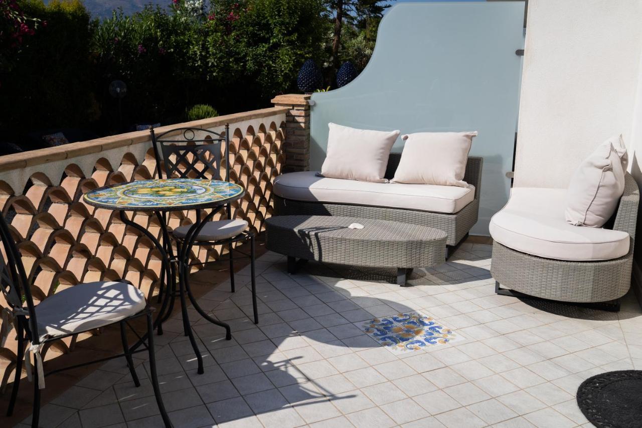 Paradise Sicily Rooms Калатабиано Екстериор снимка