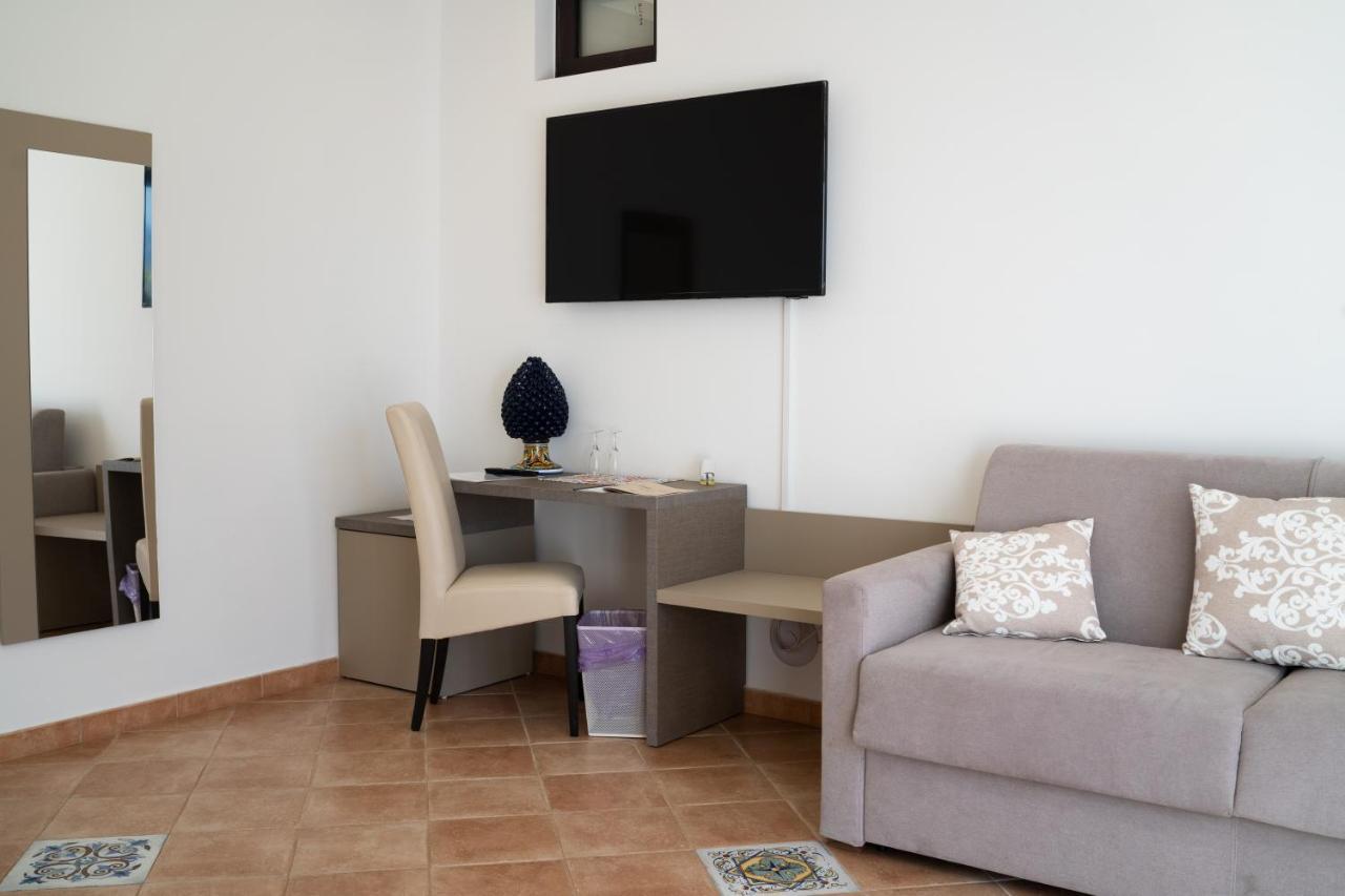 Paradise Sicily Rooms Калатабиано Екстериор снимка