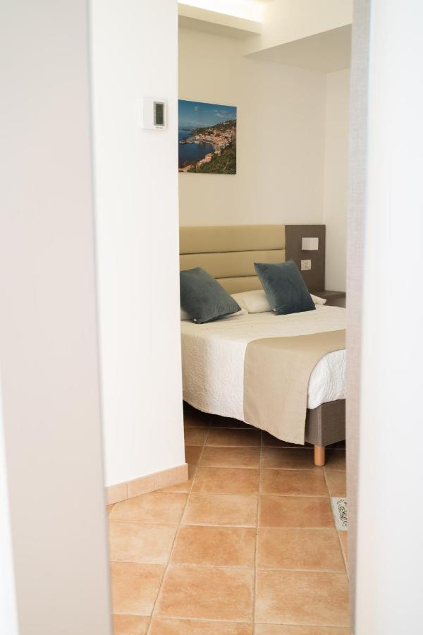 Paradise Sicily Rooms Калатабиано Екстериор снимка