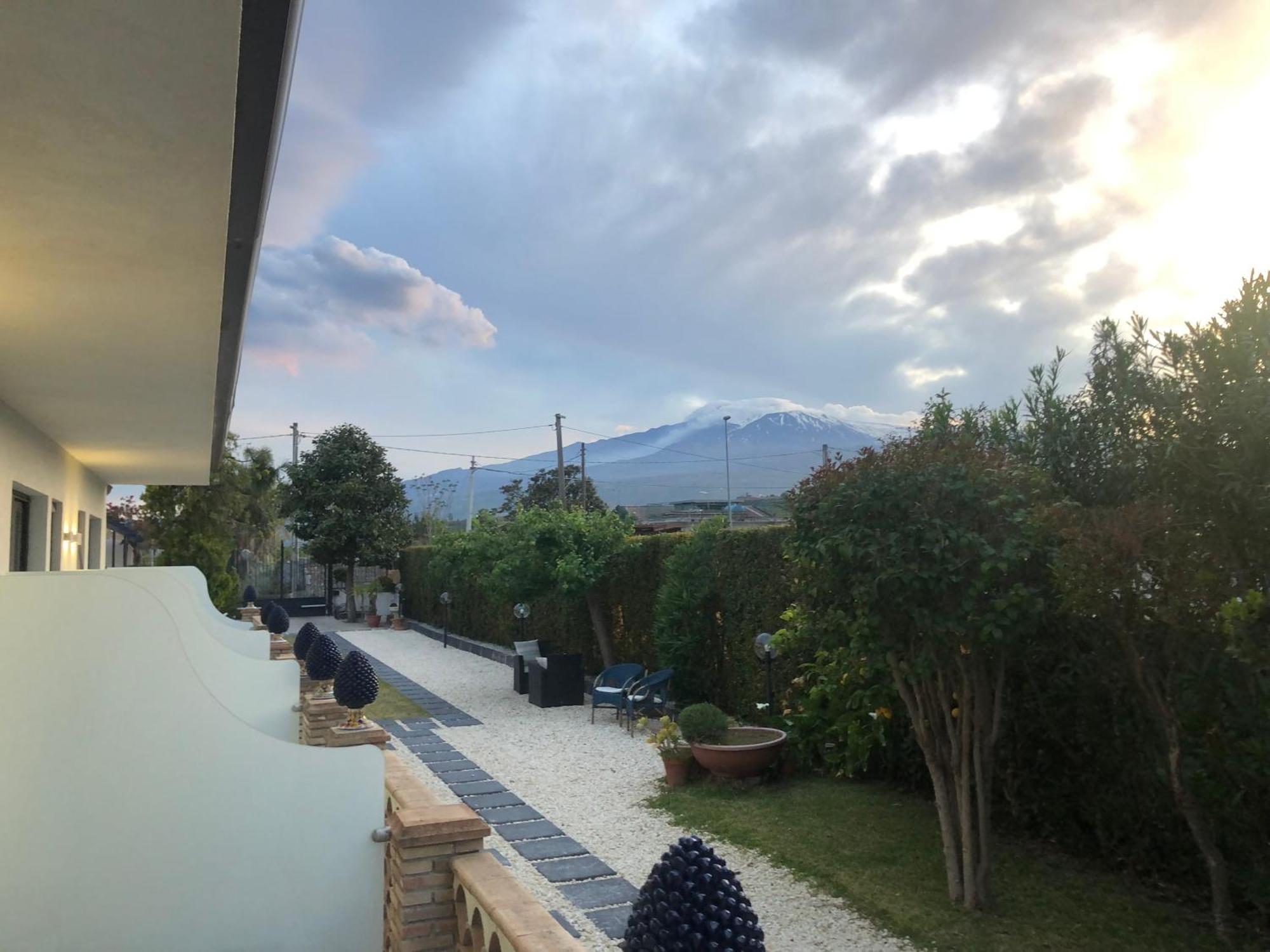 Paradise Sicily Rooms Калатабиано Екстериор снимка